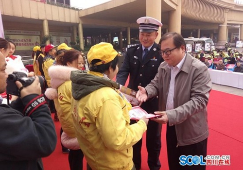 “酒城交警”公众号上线&nbsp;交通违法行为随手拍(图3)