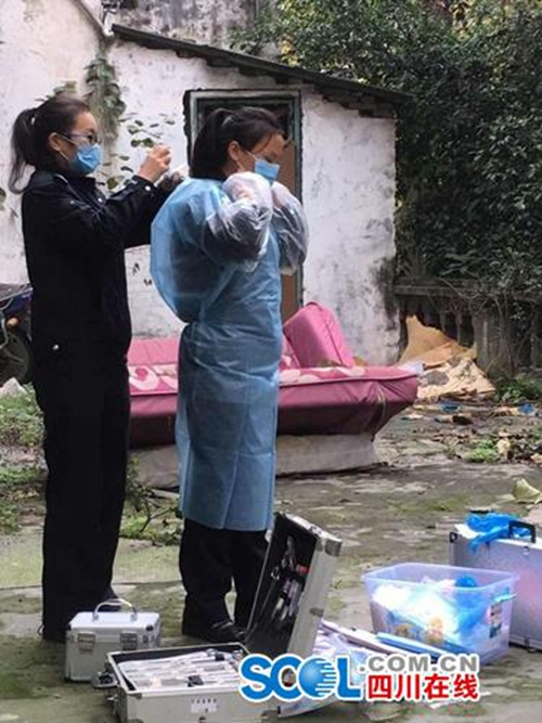 泸州首位现场女法医&nbsp;&nbsp;怀胎八月仍赴案发现场(图1)