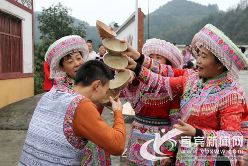 宜宾兴文首届年猪汤民俗文化旅游节启动(图1)