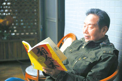 书香润酒城阅读进万家 让全民阅读成为全民“悦读”(图1) 书香润酒城阅读进万家 让全民阅读成为全民“悦读”(图1)