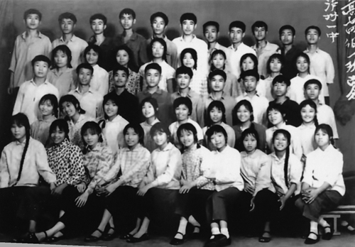 人才辈出泸一中&nbsp;师生共同谱传奇(图2)