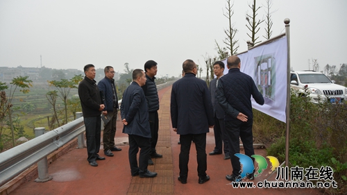 泸州市中级人民法院院长调研江阳区法院工作(图6) 泸州市中级人民法院院长调研江阳区法院工作(图6)