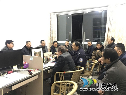 宜宾县道安办组织客运驾驶员开展安全培训会