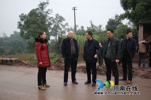 张文杰召开酒香大道与龙城大道建设工作会商会