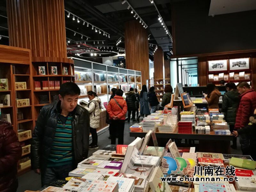 步步高新天地开业&nbsp;泸州迎来“都市假日中心”(图3)