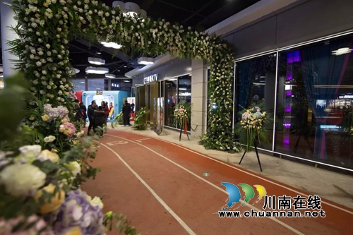 CD量贩KTV泸州店亮相,准备好歌喉来尽情唱(图21) CD量贩KTV泸州店亮相,准备好歌喉来尽情唱(图21)