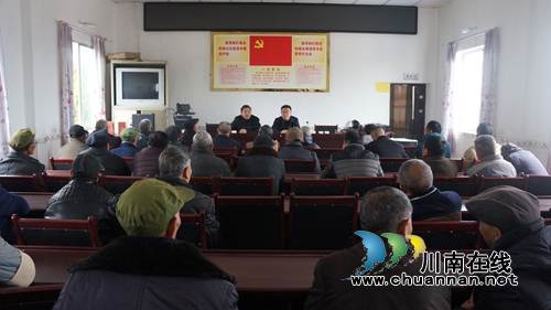 泸县立石镇天堂村开展学习贯彻党的十九大精神宣讲会