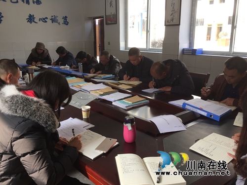 叙永县教育局到分水镇开展教育教学常规管理督导评估考核工作