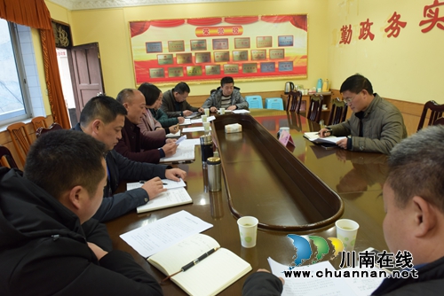 叙永县委宣传部长胡宁调研教育工作