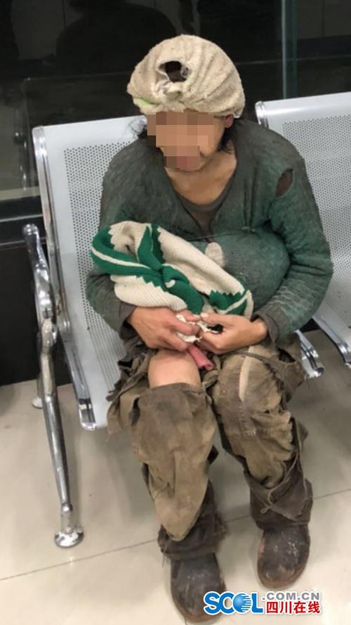 宜宾:男子失踪15年 被发现时以为是“尸体”(图1) 宜宾:男子失踪15年 被发现时以为是“尸体”(图1)
