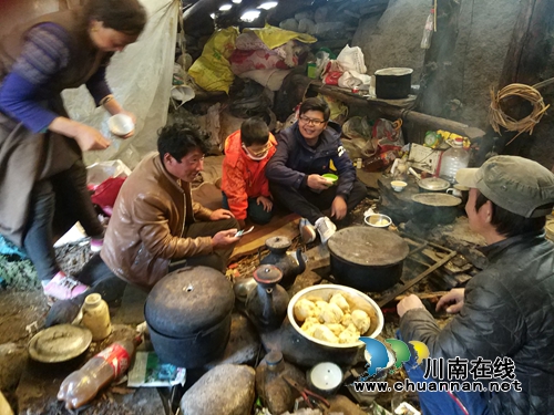 泸县援藏干部李文明:让党旗飘扬在雪域高原(图4) 泸县援藏干部李文明:让党旗飘扬在雪域高原(图4)