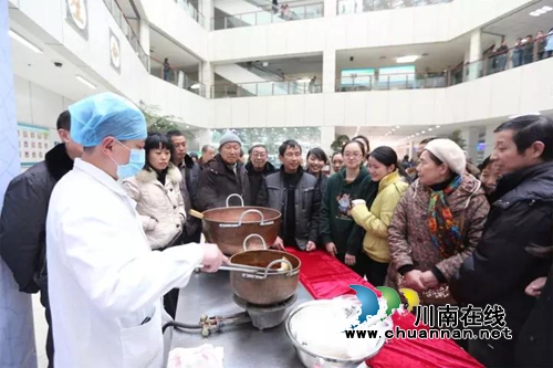 西南医大中医院两大“杀手锏”专治不服!(图3) 西南医大中医院两大“杀手锏”专治不服!(图3)
