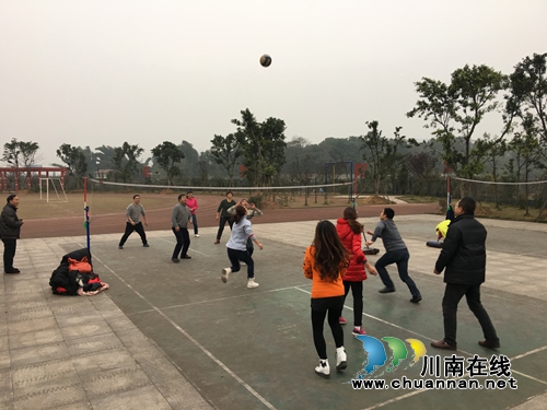 宜宾罗龙实验小学开展“庆元旦·迎新春”工会活动(图5)