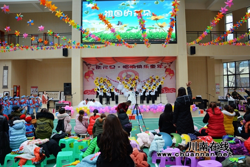 叙永城西实验学校：辞旧迎新大展演，奏响文化视听“双乐章”(图4)