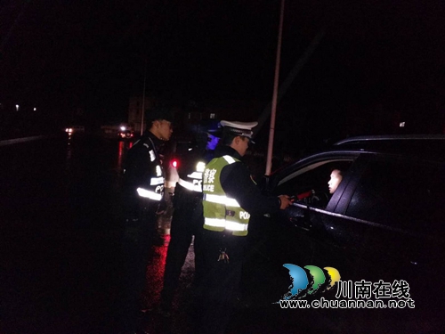 宜宾筠连县交警大队巡司中队强力出击 夯实农村道路管控(图1) 宜宾筠连县交警大队巡司中队强力出击 夯实农村道路管控(图1)