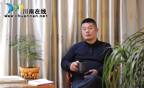 西海情歌：翻&nbsp;看&nbsp;旧&nbsp;照&nbsp;片（现代诗）