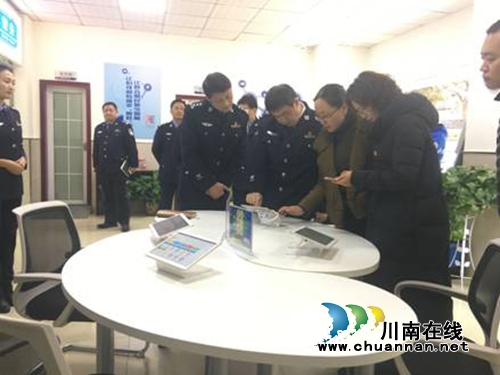 何绍明到大驿坝社区督导智慧社区警务工作
