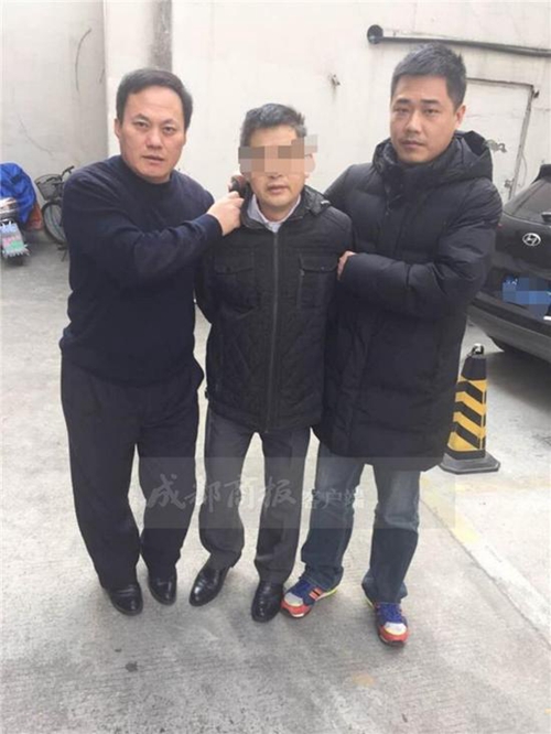 男子杀人潜逃20年被抓&nbsp;漂白身份怕听见内江话(图1)