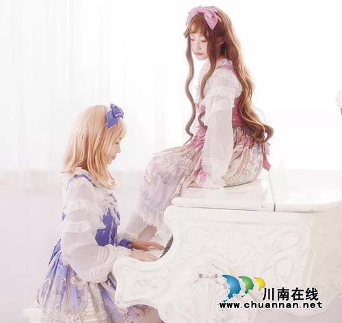 泸州首届电竞漫展:豪华二次元嘉宾现场签售(图10) 泸州首届电竞漫展:豪华二次元嘉宾现场签售(图10)