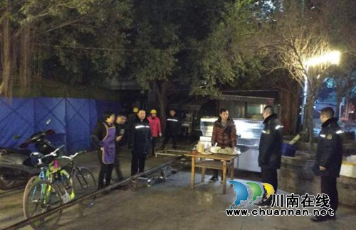 古蔺县住建局:实施“零点”行动 开展市容市貌专项整治(图6) 古蔺县住建局:实施“零点”行动 开展市容市貌专项整治(图6)
