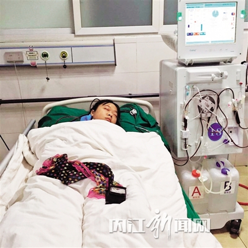 内江白衣天使患重症&nbsp;母亲流泪：希望是场梦！