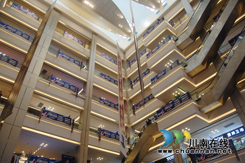 红星美凯龙江阳商场开航 启动城南核心商圈(图26) 红星美凯龙江阳商场开航 启动城南核心商圈(图26)
