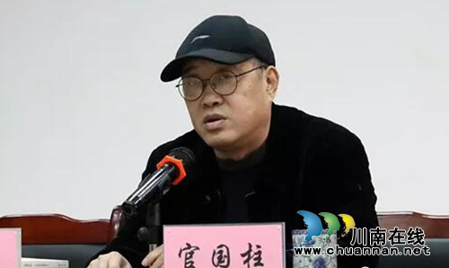《名家看江阳》赠书仪式暨江阳作协团拜会举行(图4) 《名家看江阳》赠书仪式暨江阳作协团拜会举行(图4)