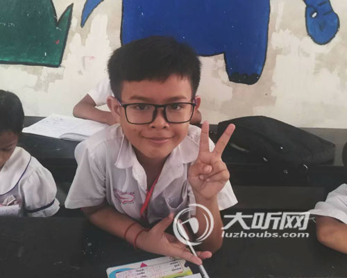 泸州中学生赴柬埔寨支教&nbsp;传播中国文化