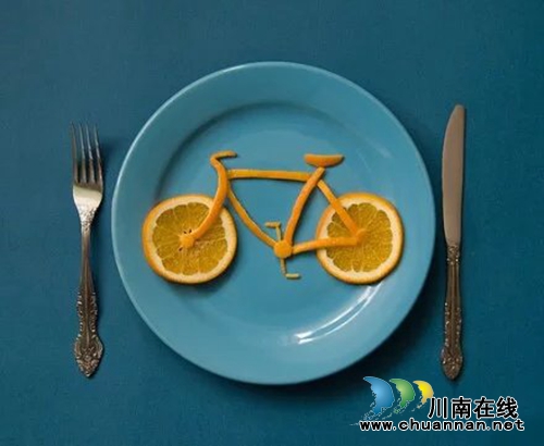 张蓉：油腻的中年（哲理美文）(图1)