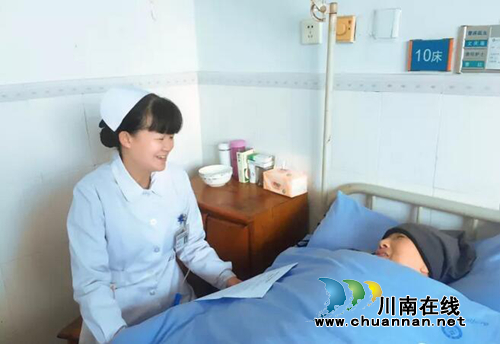 西南医大附院肿瘤科开展心理评估(图1) 西南医大附院肿瘤科开展心理评估(图1)