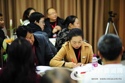 打工妹到老板&nbsp;宜宾励志姐成汽车租赁领军人(图3)