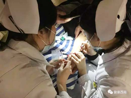 西南医大附院:泸县误食中毒患者陆续出院(图3) 西南医大附院:泸县误食中毒患者陆续出院(图3)