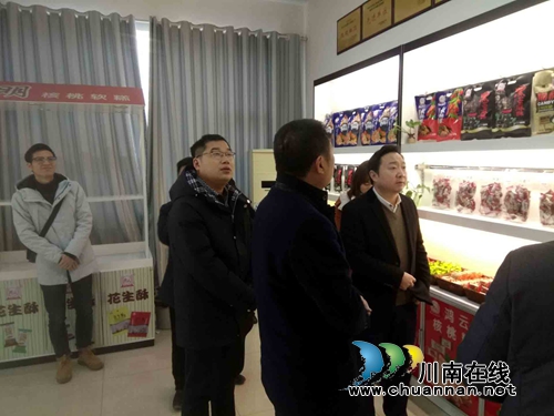 合江县副县长刘伟宏检查指导食品安全工作