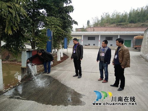 泸县立石镇开展镇内烟花爆竹经营零售店安全检查