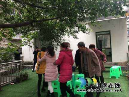 江阳区北城街道皂角巷社区组织开展健身活动