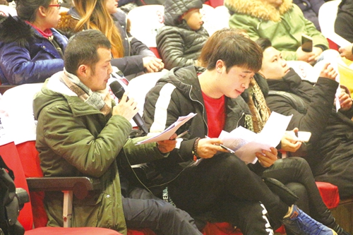 “泸州春晚”揭面纱 瑞狗迎春福来到(图4) “泸州春晚”揭面纱 瑞狗迎春福来到(图4)