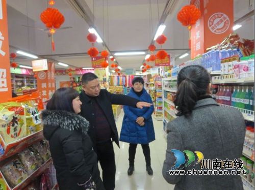 合江县副县长刘本国率队开展春节前食品药品安全大检查