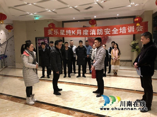 江阳区华阳街道开展文化娱乐市场前节专项安全检查(图1) 江阳区华阳街道开展文化娱乐市场前节专项安全检查(图1)