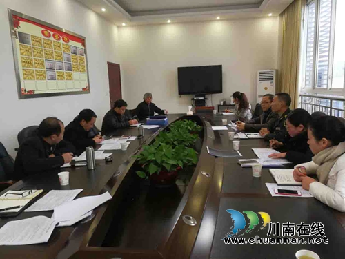 合江县食药监局协助联系乡镇开展疑难信访化解工作