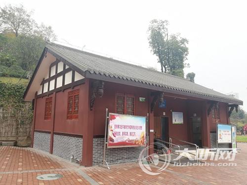 泸州主城区新改建57座公厕“高颜值”亮相(图2) 泸州主城区新改建57座公厕“高颜值”亮相(图2)