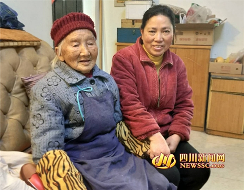 泸州106岁世纪老人牵女儿手 祝大家新年快乐(图4) 泸州106岁世纪老人牵女儿手 祝大家新年快乐(图4)
