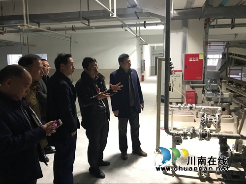 泸州市安监局率队到合江临港园区检查安全生产工作(图2) 泸州市安监局率队到合江临港园区检查安全生产工作(图2)
