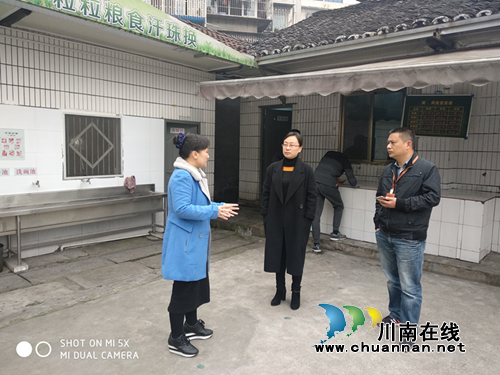 龙马潭区红星街道开展校园安全检查工作