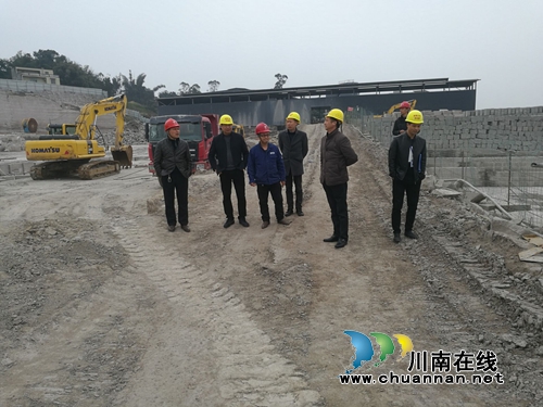 泸县太伏镇开展节后企业复工复产安全检查(图1) 泸县太伏镇开展节后企业复工复产安全检查(图1)