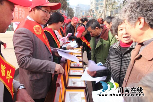 贵州盘州市双凤镇：聚焦“两会”禁毒安保宣传&nbsp;&nbsp;助推社会大局和谐稳定(图2)