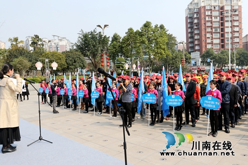 龙马潭区启动第55个学雷锋活动月志愿服务活动(图3) 龙马潭区启动第55个学雷锋活动月志愿服务活动(图3)