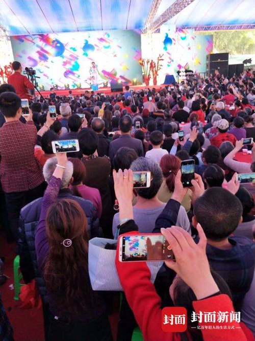 内江老人80岁生日摆宴600桌 不交份子随便吃(图2) 内江老人80岁生日摆宴600桌 不交份子随便吃(图2)