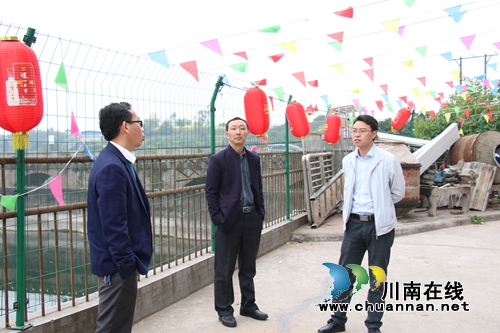 泸县水务局到潮河镇调研春旱情况(图1) 泸县水务局到潮河镇调研春旱情况(图1)