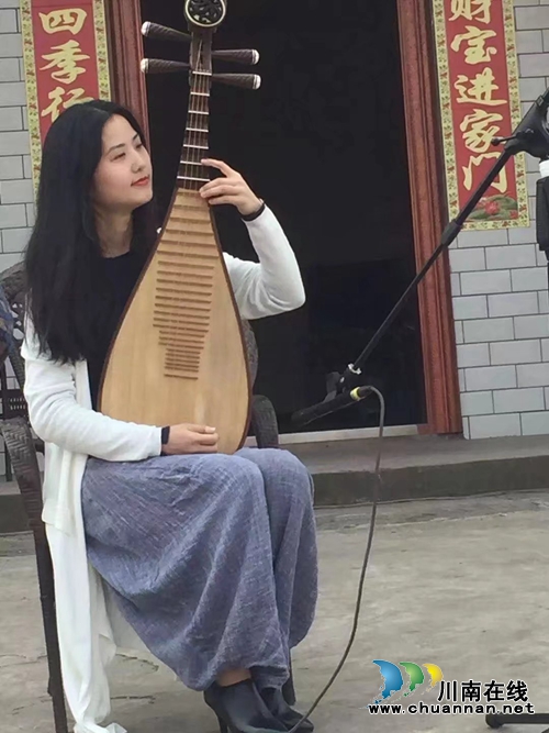 泸州第七届梨花诗会获奖作品现场揭晓(图10) 泸州第七届梨花诗会获奖作品现场揭晓(图10)