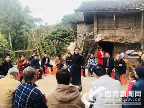 宁借款拒捐款 宜宾寒门学子选择这样圆留学梦(图3) 宁借款拒捐款 宜宾寒门学子选择这样圆留学梦(图3)